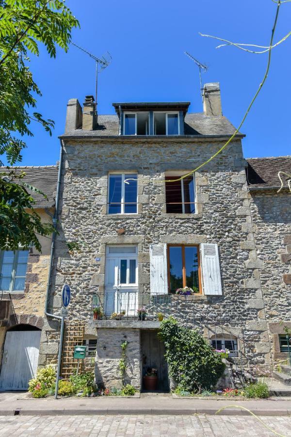 דירות Fresnay-sur-Sarthe Le Refuge Des Alpes Mancelles מראה חיצוני תמונה